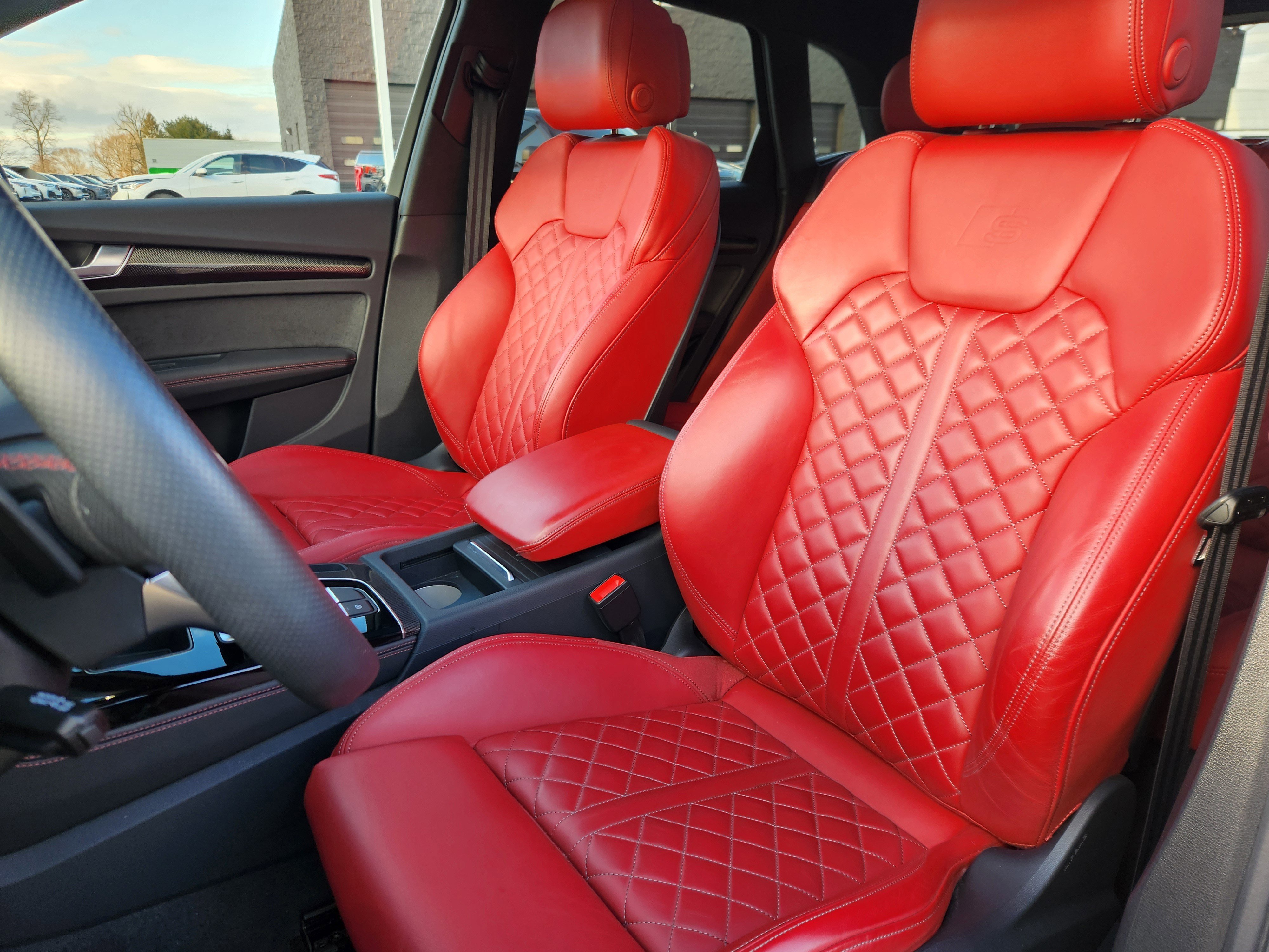 Used 2024 Audi SQ5 Prestige image 7