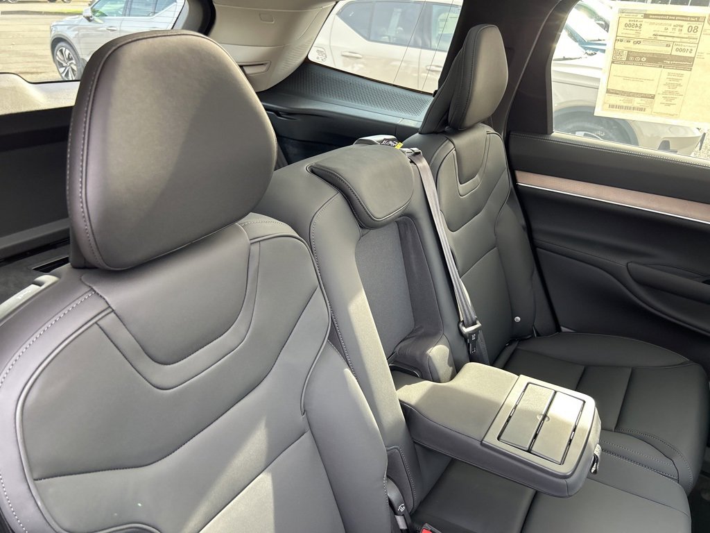 New 2025 Volvo EX90 Ultra image 8