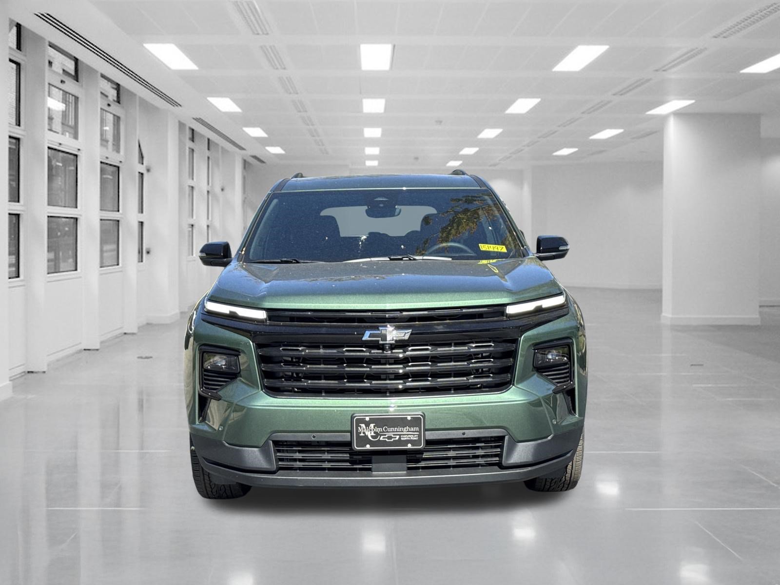 New 2027 Chevrolet Traverse LT w/ Enhanced Driving Package FWD image 2