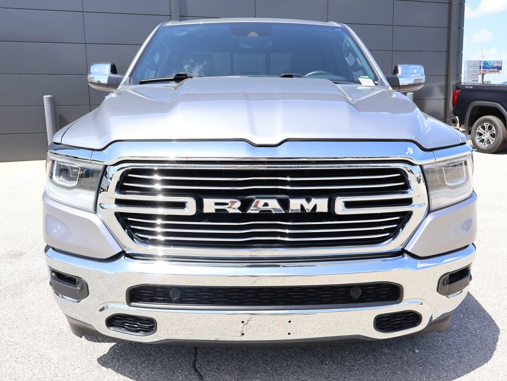 Used 2023 RAM 1500 Laramie AWD/4WD image 7