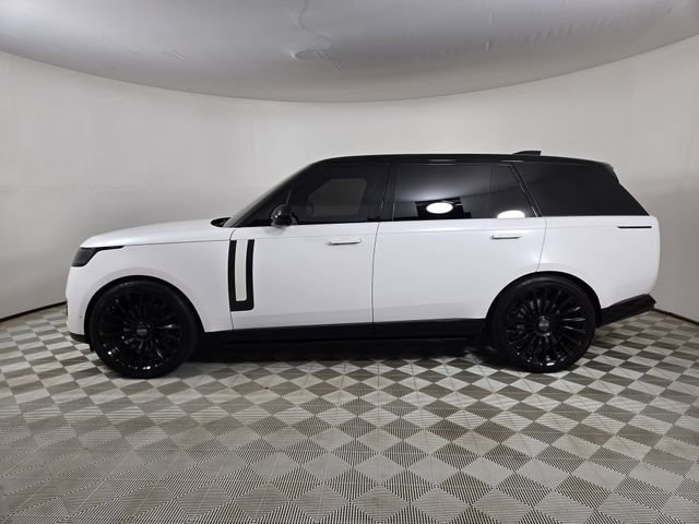 Used 2025 Land Rover Range Rover Long Wheelbase SE AWD/4WD image 7