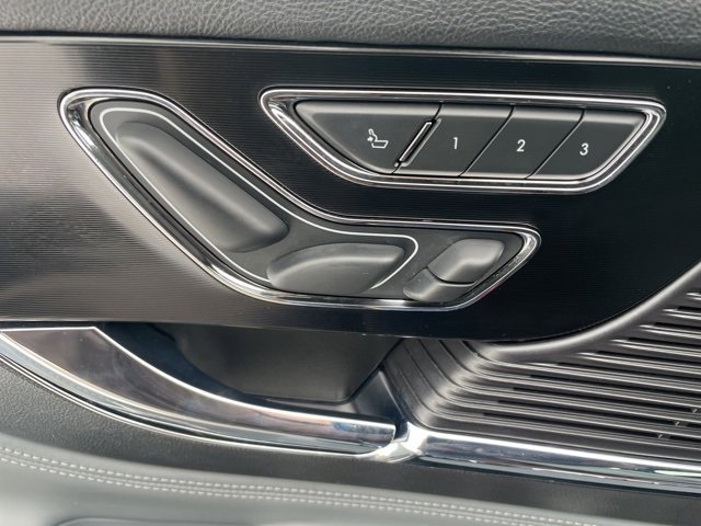 Used 2022 Lincoln Corsair Reserve w/ Equipment Group 201A image 19