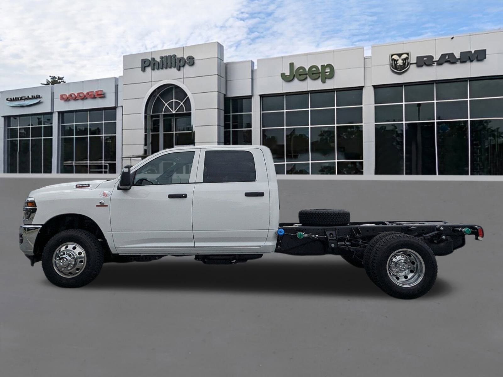 New 2025 RAM 3500 Tradesman w/ Chrome Appearance Group image 6