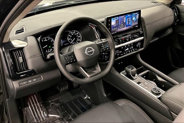 New 2026 Nissan Pathfinder SV w/ SV Premium Package AWD/4WD image 7