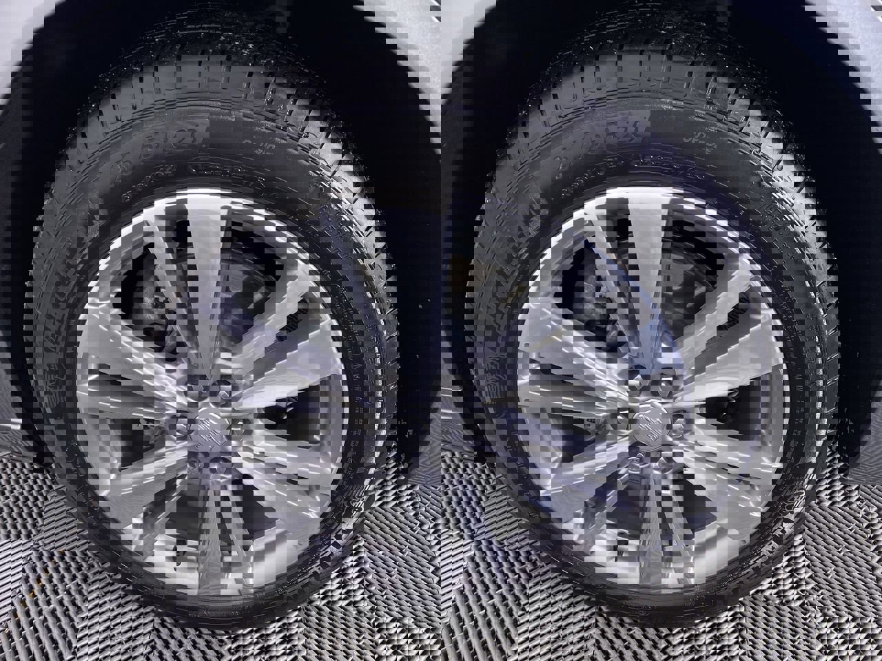 Certified 2024 Cadillac XT6 Premium Luxury w/ Technology Package image 16