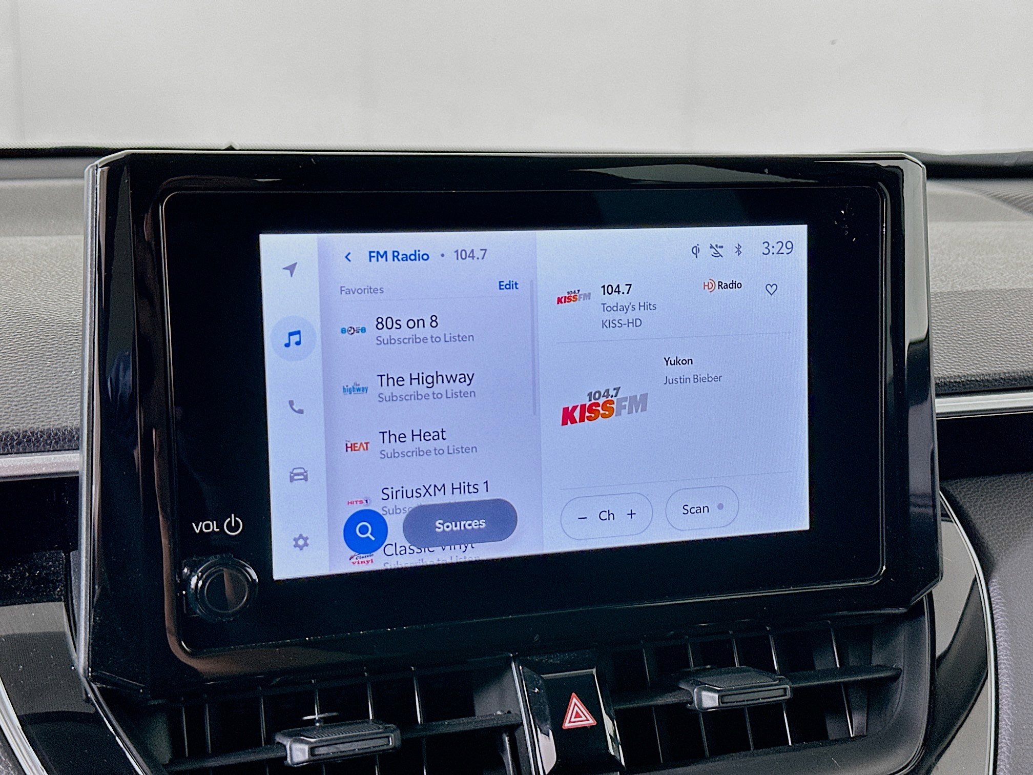 Used 2024 Toyota Corolla Cross LE w/ Black Badges Package (TMS) image 19