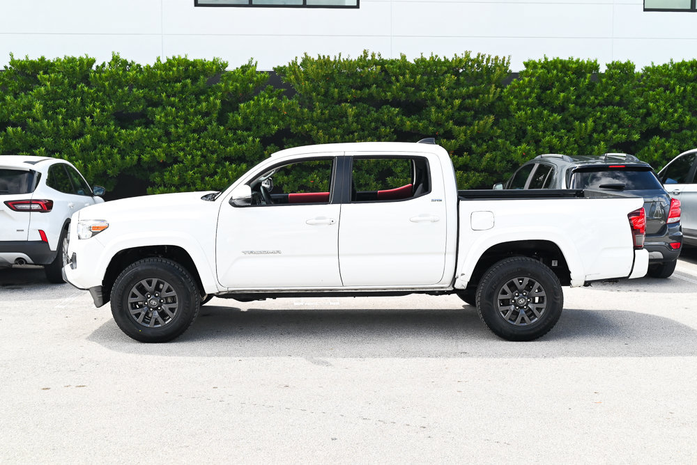 Used 2023 Toyota Tacoma SR5 w/ Technology Package RWD image 7