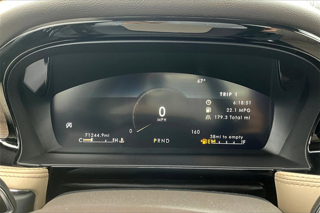 Used 2021 Lincoln Corsair Reserve w/ Elements Package image 13