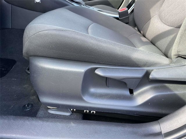 Used 2021 Toyota Corolla LE image 20