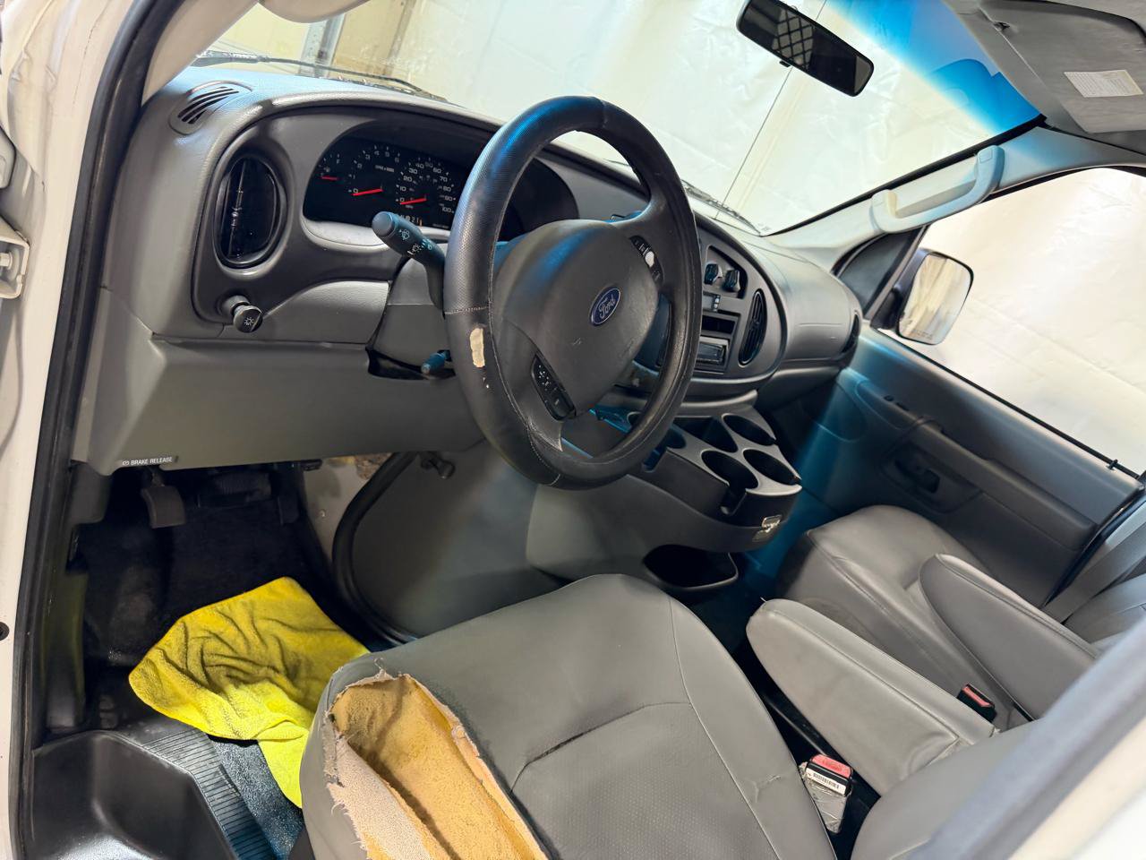 Used 2007 Ford E-150 and Econoline 150 RWD image 20