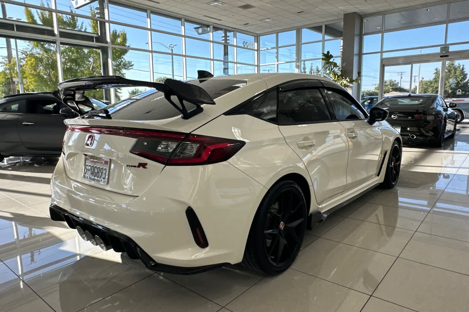 Used 2025 Honda Civic Type R image 3