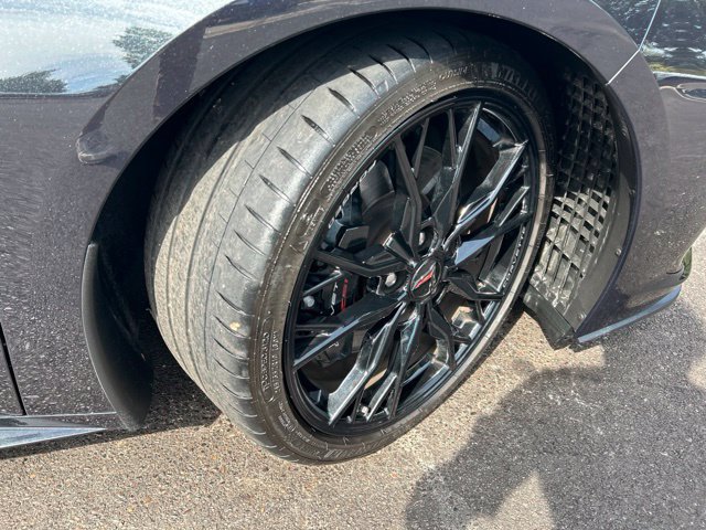 Used 2024 Chevrolet Corvette Stingray Preferred Conv w/ Z51 Performance Package RWD image 31