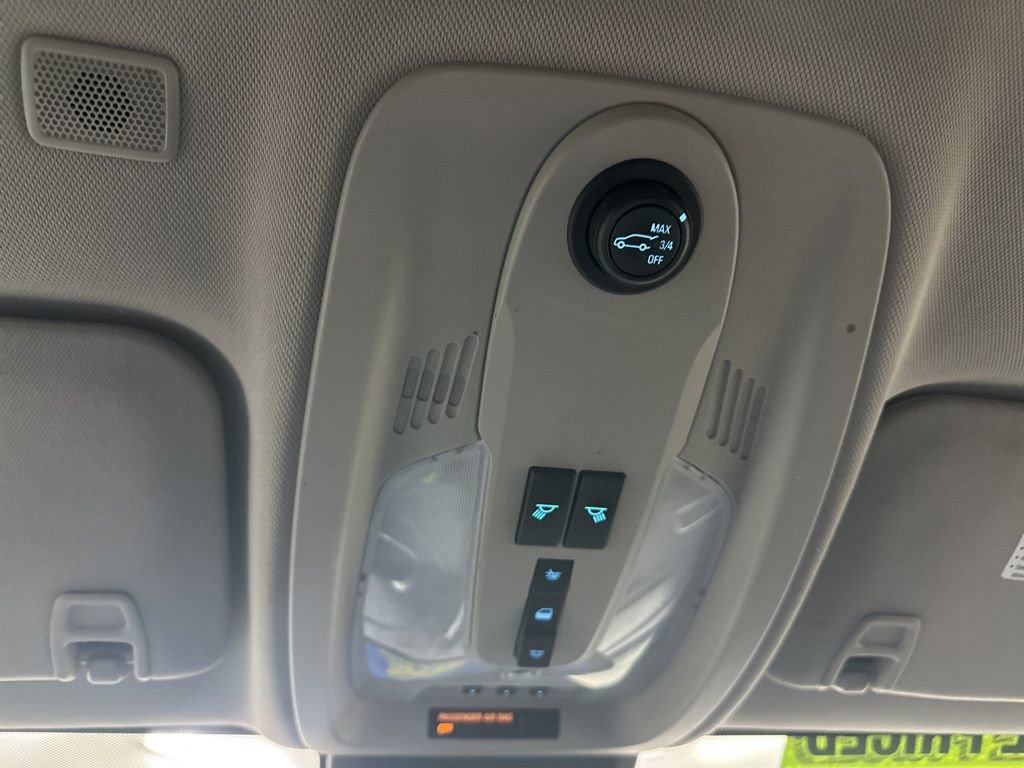 Used 2017 Chevrolet Equinox LT w/ Convenience Package image 43