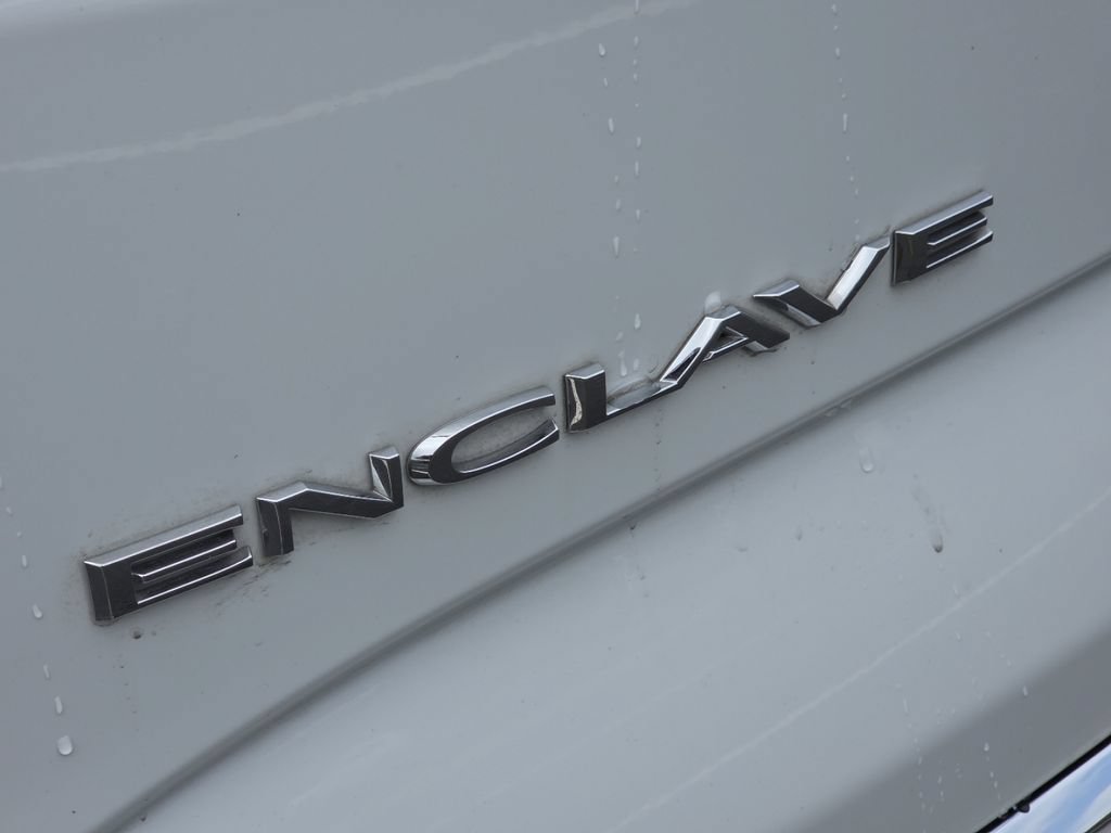 Used 2020 Buick Enclave Premium w/ Sun and Sites Package FWD image 16