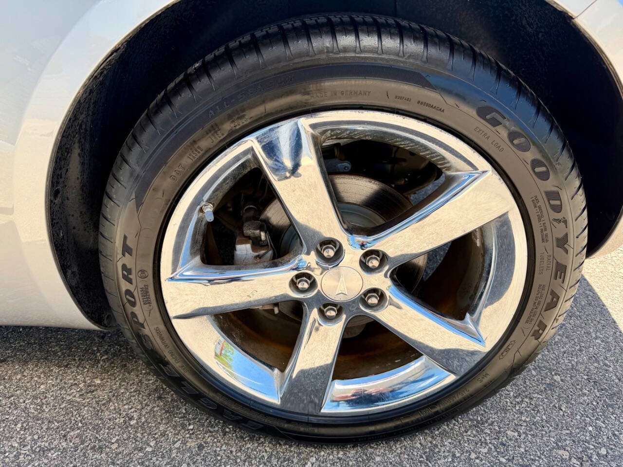 Used 2009 Pontiac Solstice GXP w/ Premium Package RWD image 15