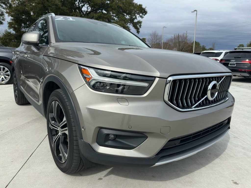 Used 2021 Volvo XC40 T5 Inscription w/ Advanced Package video 1