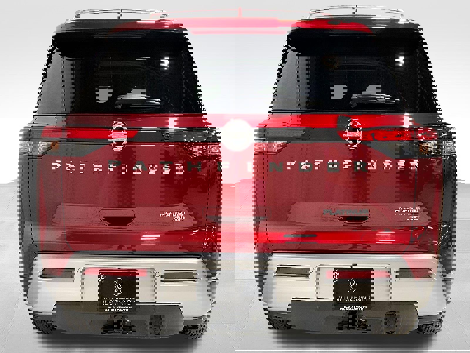 Used 2024 Nissan Pathfinder Platinum w/ Cargo Package image 6