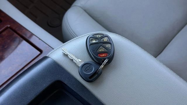 Used 2013 Chevrolet Tahoe LTZ image 49