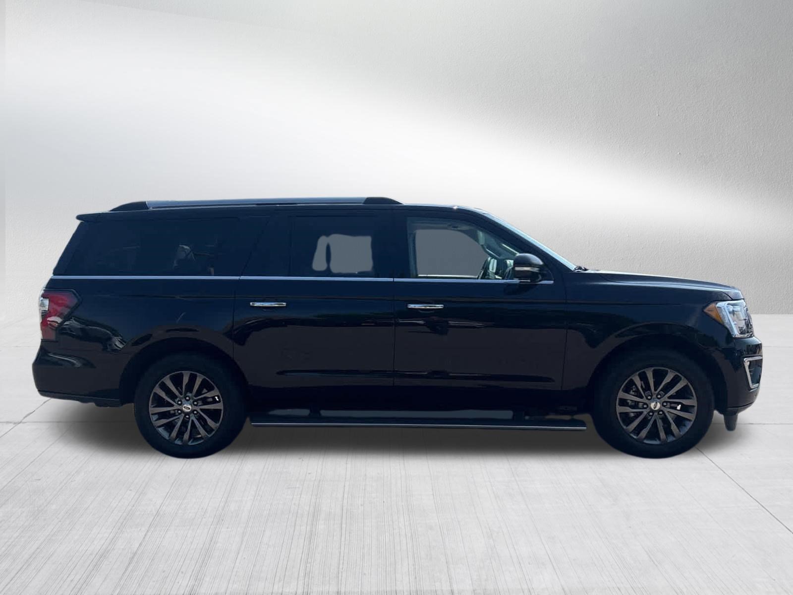 Used 2020 Ford Expedition Max Limited AWD/4WD image 2