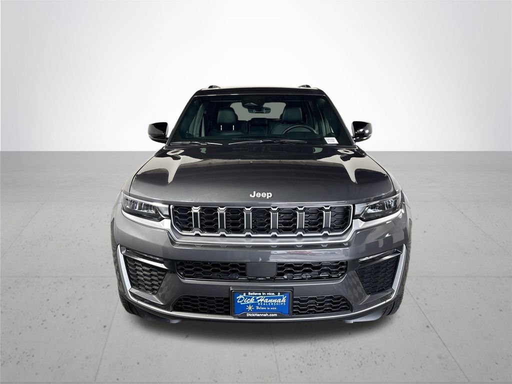 New 2026 Jeep Grand Cherokee Limited w/ Trailer Tow Package AWD/4WD image 3