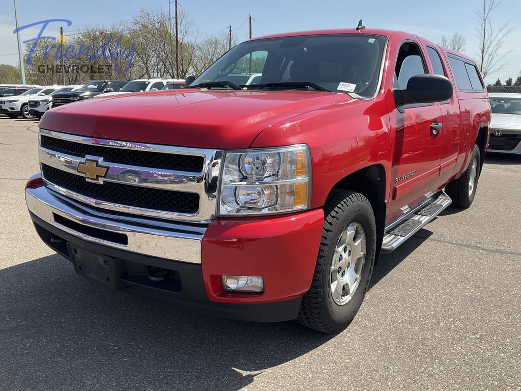 Used 2011 Chevrolet Silverado 1500 LT w/ All-Star Edition AWD/4WD image 2
