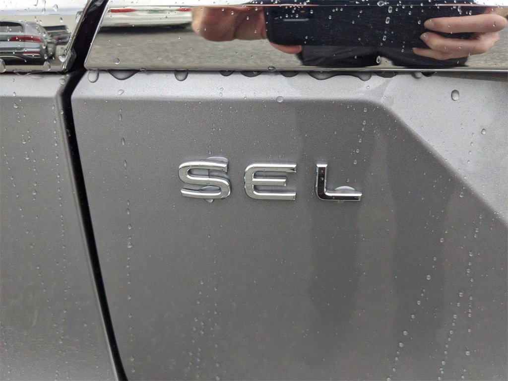 New 2025 Volkswagen Atlas SEL image 18