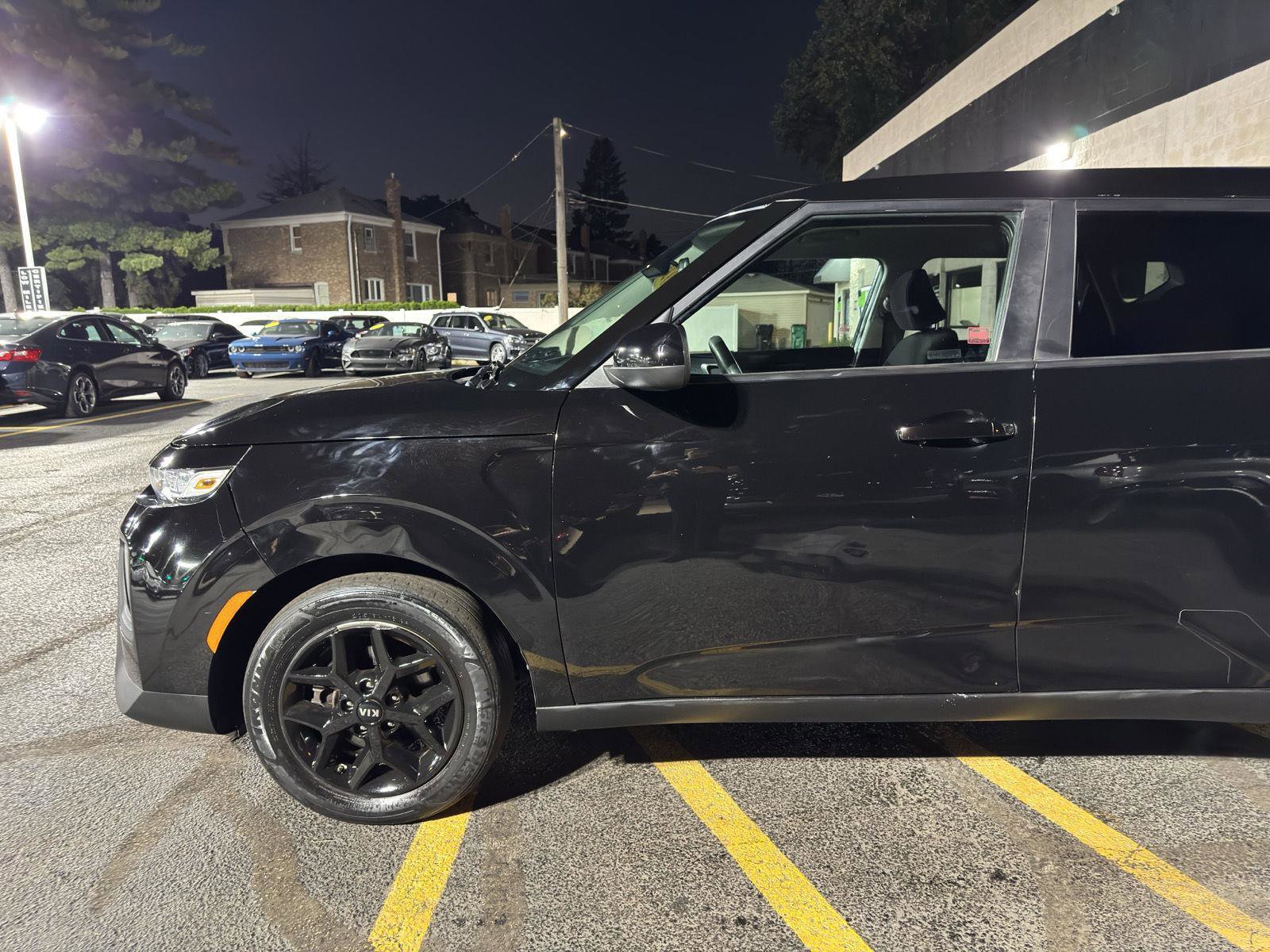 Used 2021 Kia Soul S FWD image 16