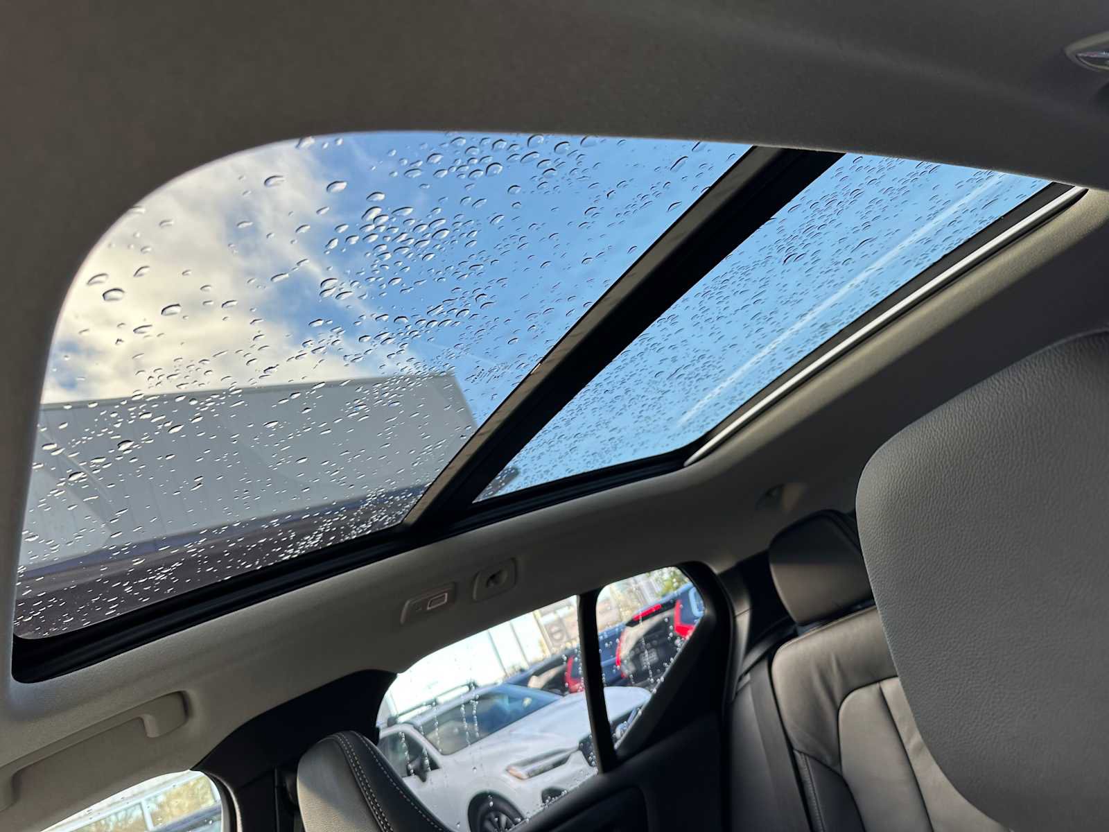 New 2026 Volvo XC40 B5 Ultra w/ Climate Package image 23