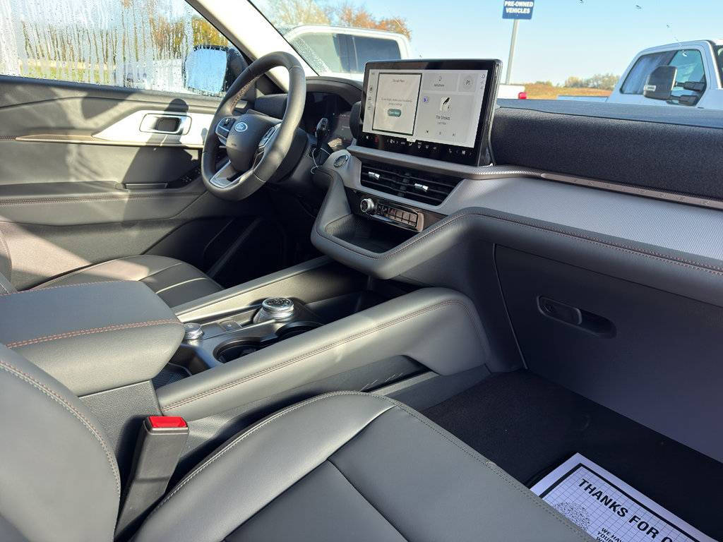 New 2026 Ford Explorer Active w/ Active Comfort Package image 12