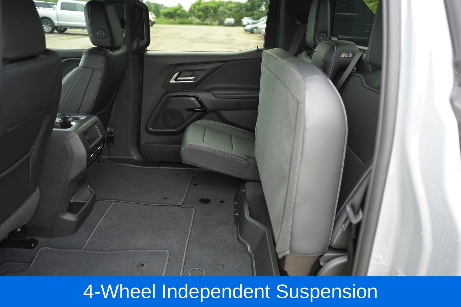 Used 2026 Chevrolet Silverado EV LT AWD/4WD image 36