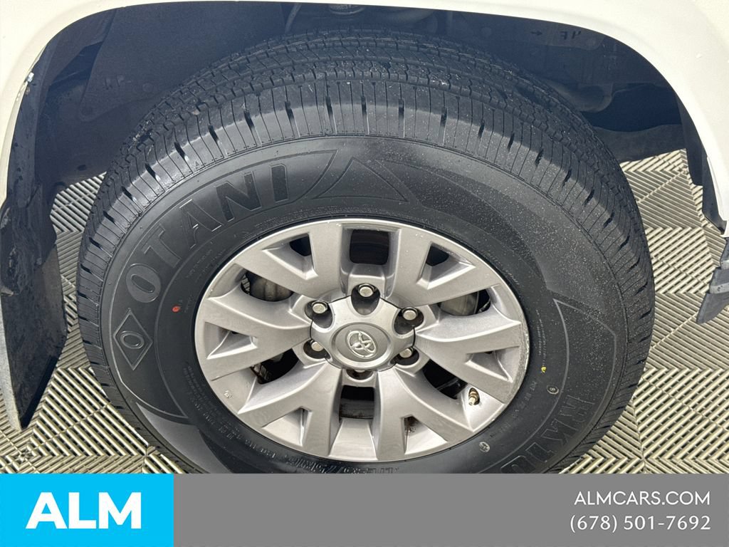 Used 2019 Toyota Tacoma SR5 RWD image 15