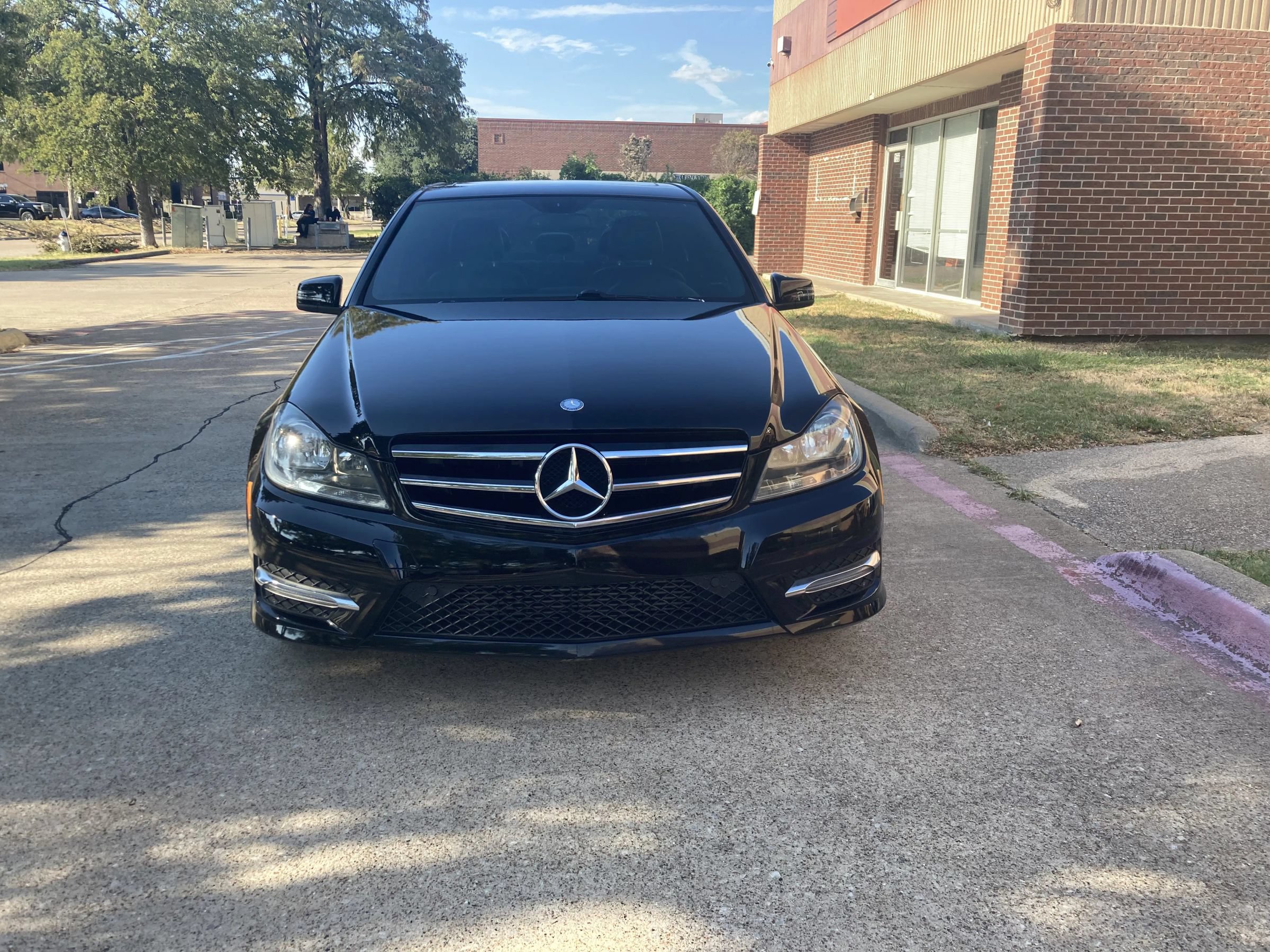 Used 2014 Mercedes-Benz C 250 Sedan w/ Premium 1 Package image 5