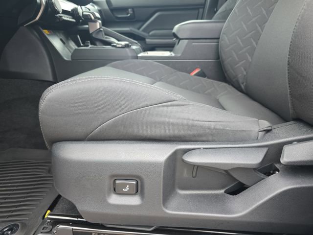Certified 2025 Toyota Tacoma SR5 image 27