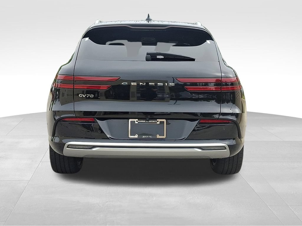 Used 2023 Genesis Electrified GV70 AWD/4WD image 5