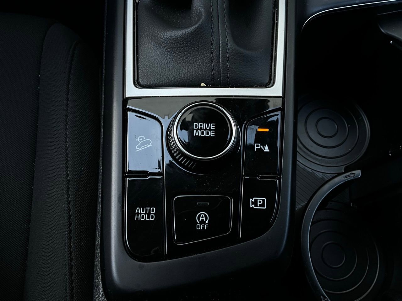 Used 2025 Kia Sportage LX image 21