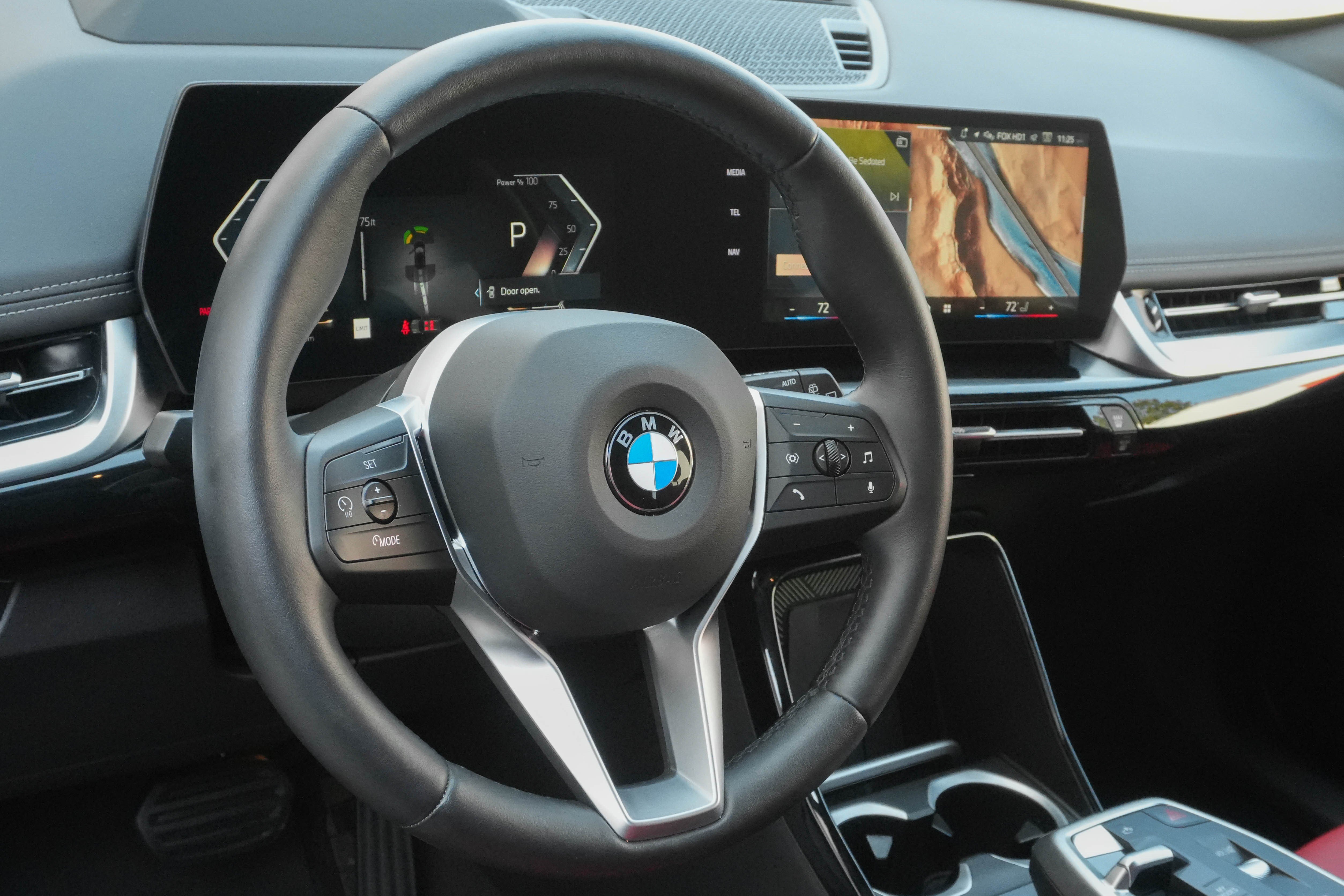 Certified 2025 BMW X1 xDrive28i AWD/4WD image 10