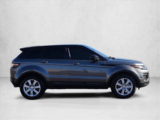 Used 2019 Land Rover Range Rover Evoque SE Premium image 4