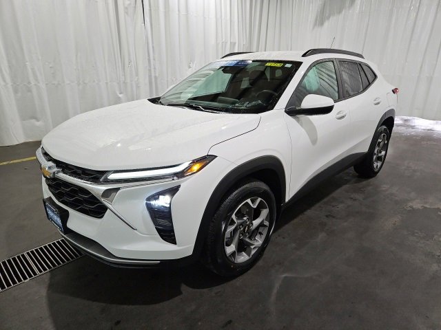 Certified 2024 Chevrolet Trax LT w/ LT Convenience Package image 6