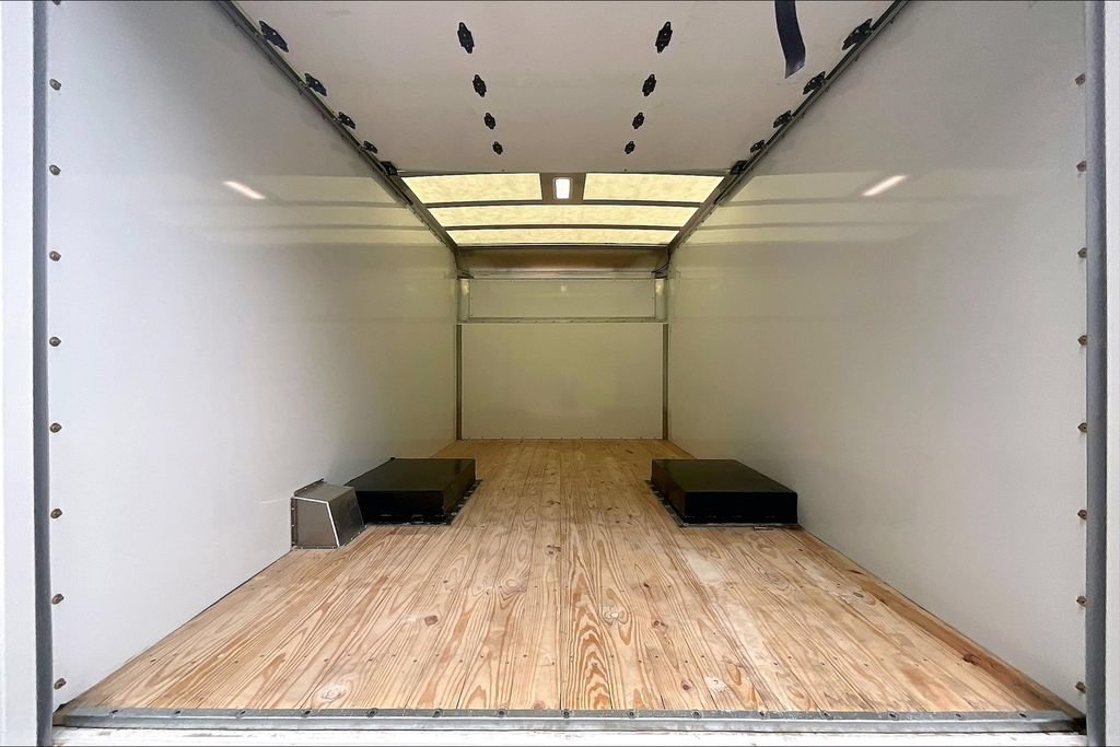 New 2024 Ford E-450 and Econoline 450 Super Duty w/ Driver's Safety Package RWD image 10