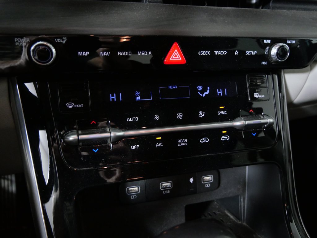 Used 2023 Kia Carnival SX FWD image 26