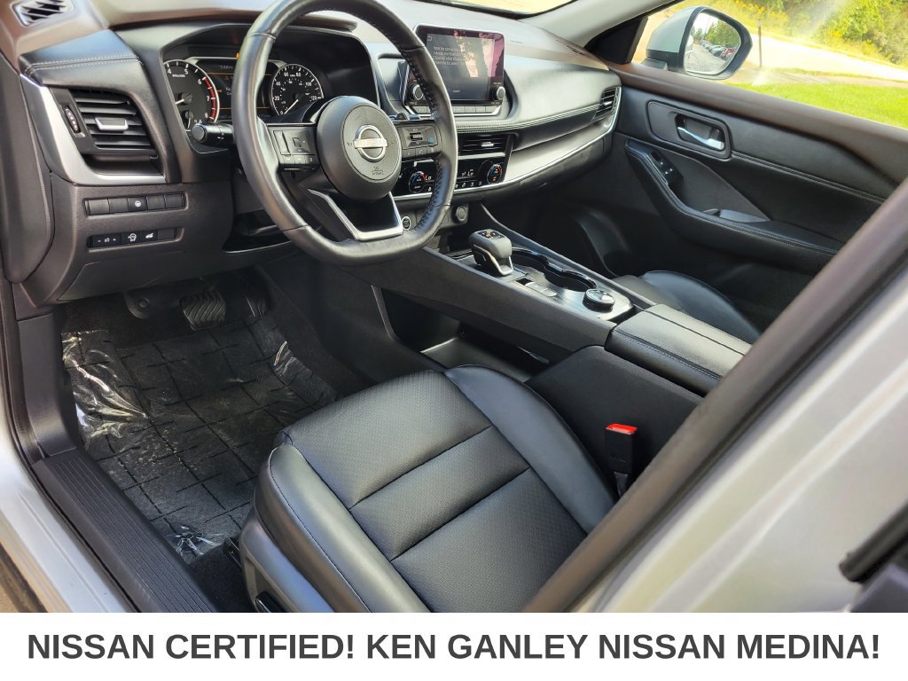 Certified 2023 Nissan Rogue SV w/ SV Premium B Package AWD/4WD image 25