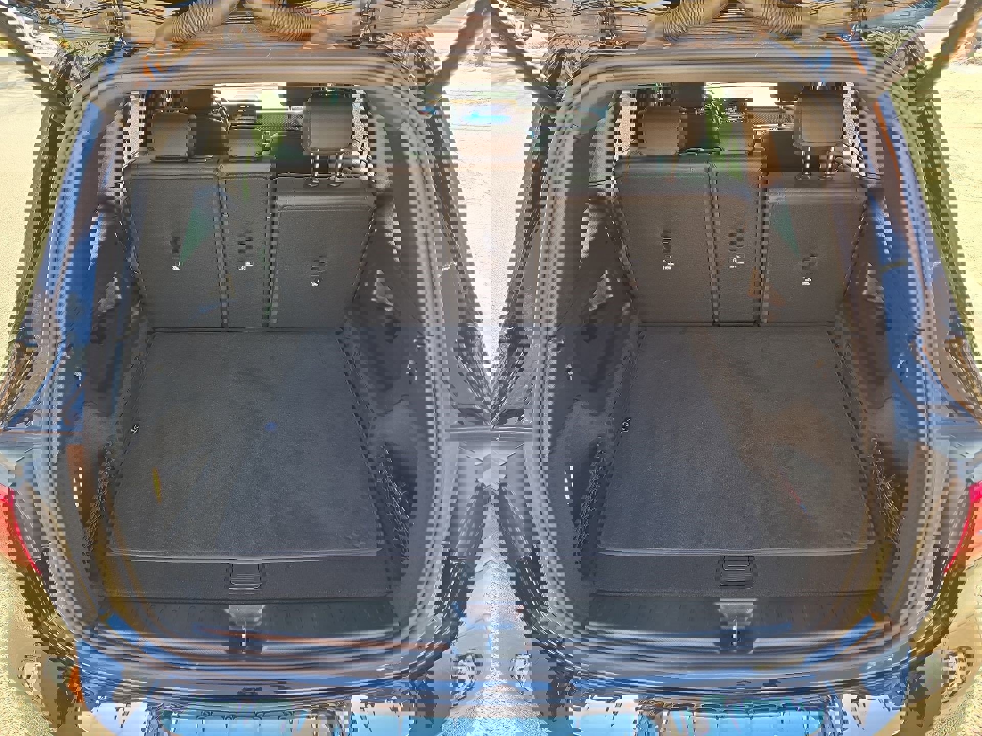 New 2025 Mercedes-Benz GLB 250 image 12