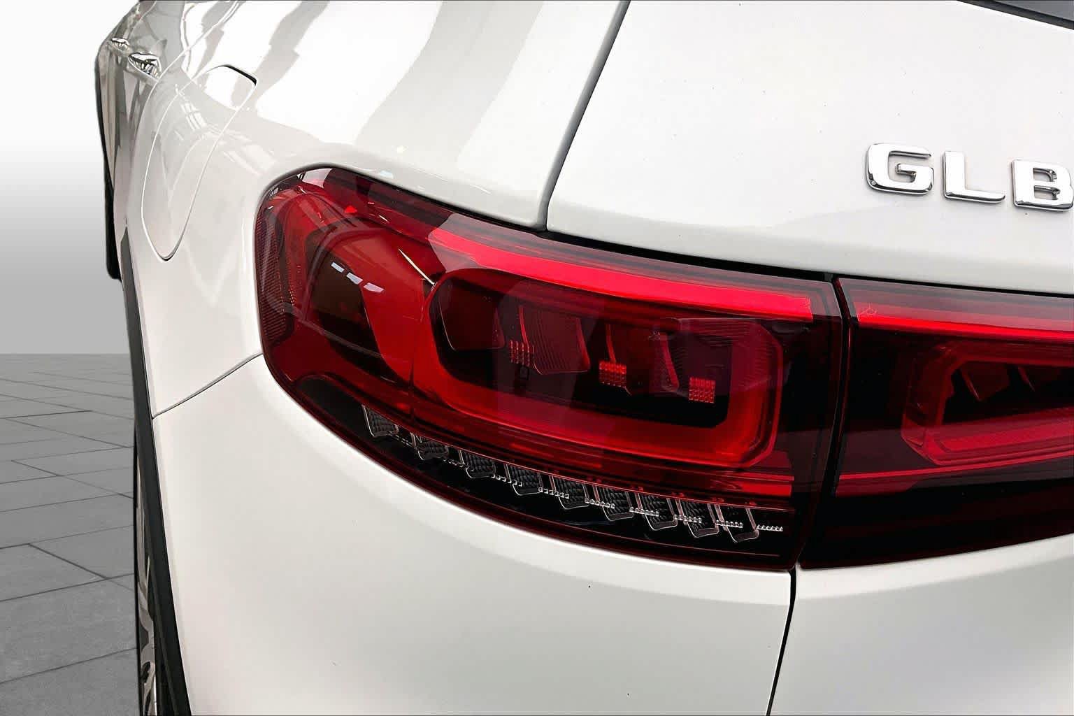 Certified 2021 Mercedes-Benz GLB 250 image 26