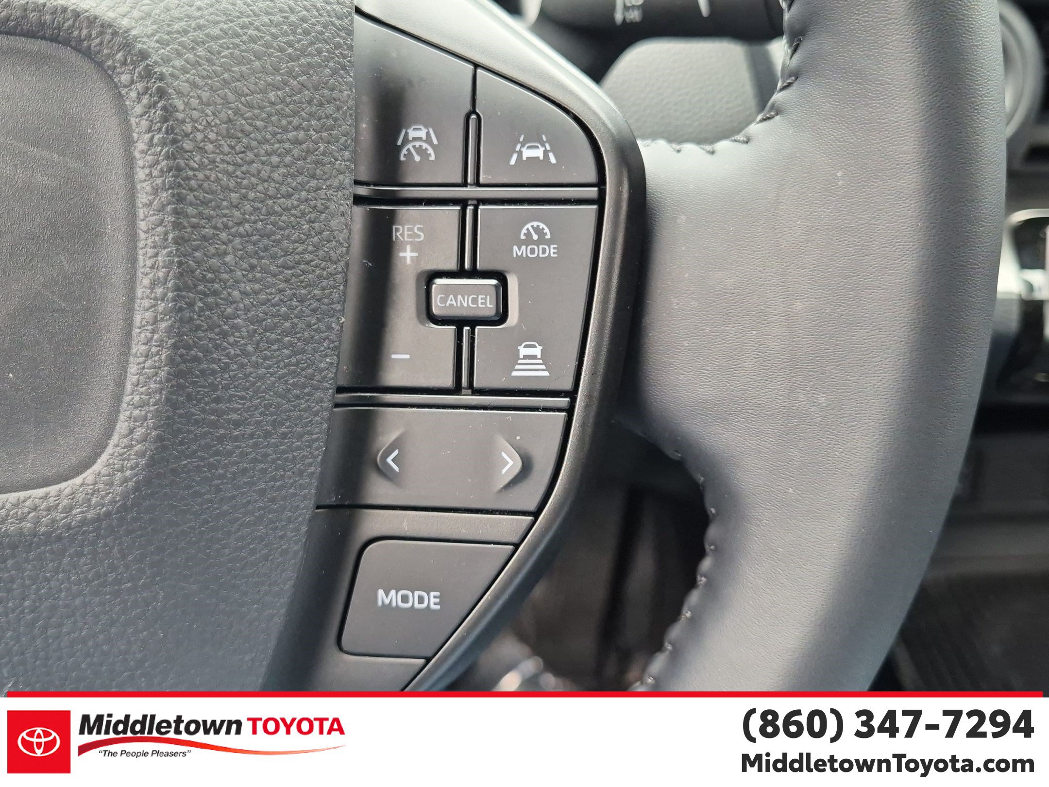 Used 2023 Toyota Prius LE FWD image 20