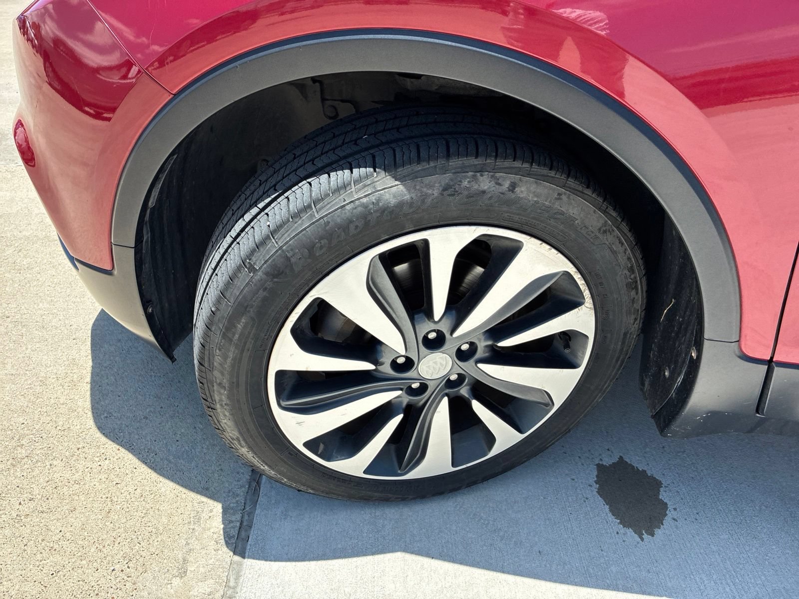 Used 2019 Buick Encore Essence w/ Safety Package II FWD image 9