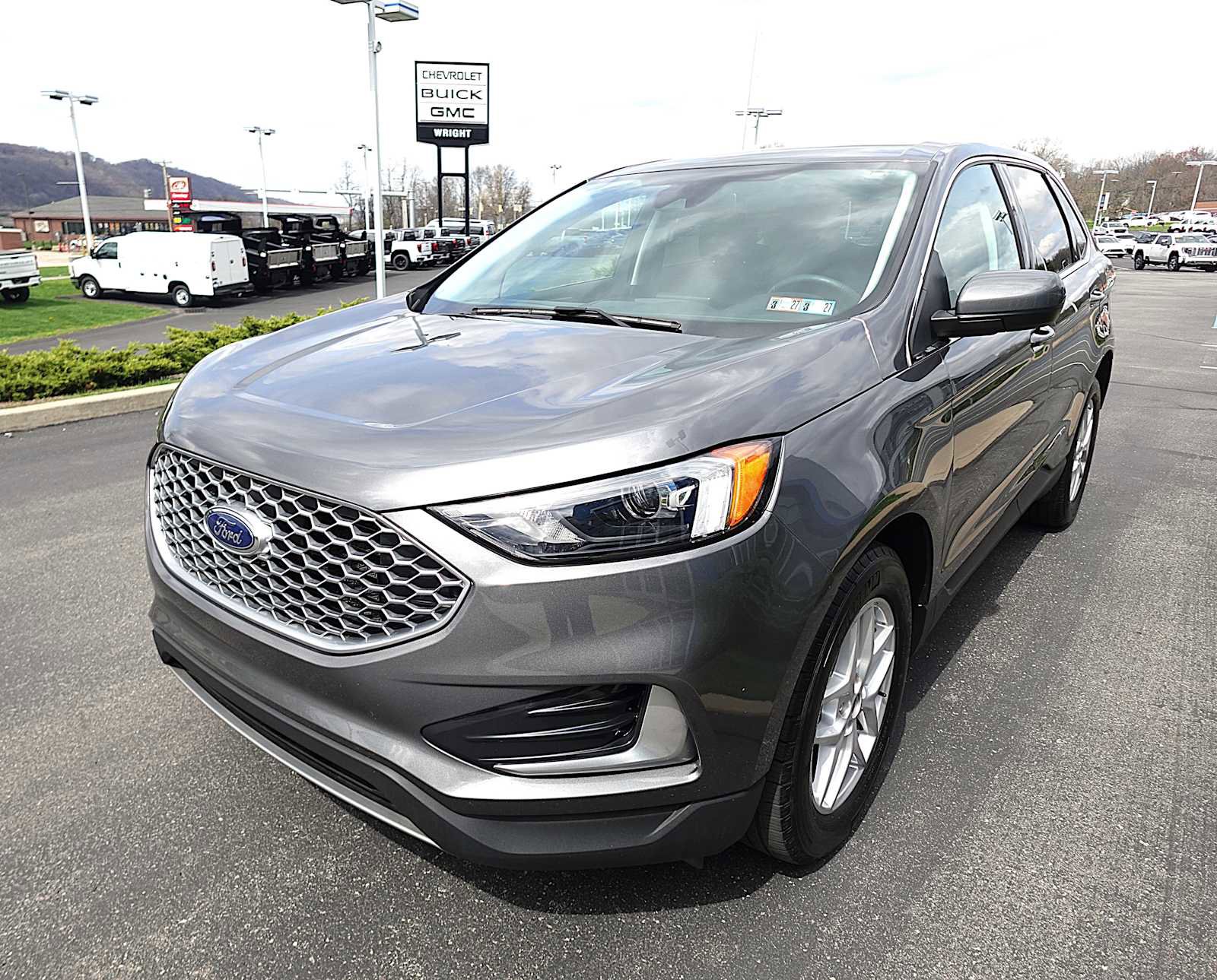 Used 2024 Ford Edge SEL AWD/4WD image 7
