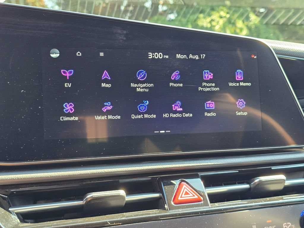 Certified 2023 Kia Niro Wind w/ Wind Preserve Package FWD image 18