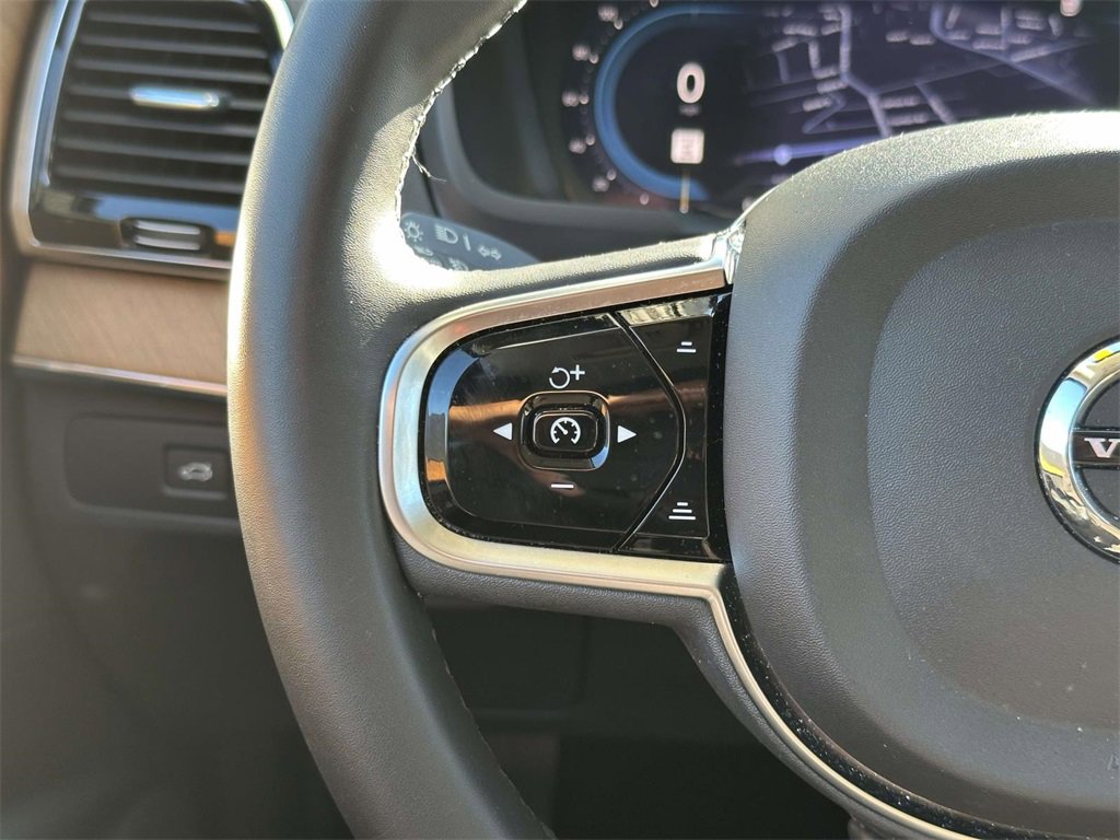 Certified 2024 Volvo XC90 B5 Plus w/ Protection Package Premier image 10