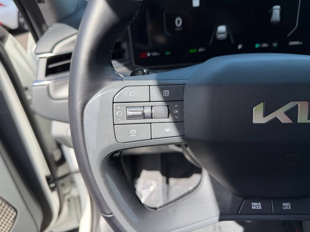 Used 2024 Kia EV9 Land AWD/4WD image 17