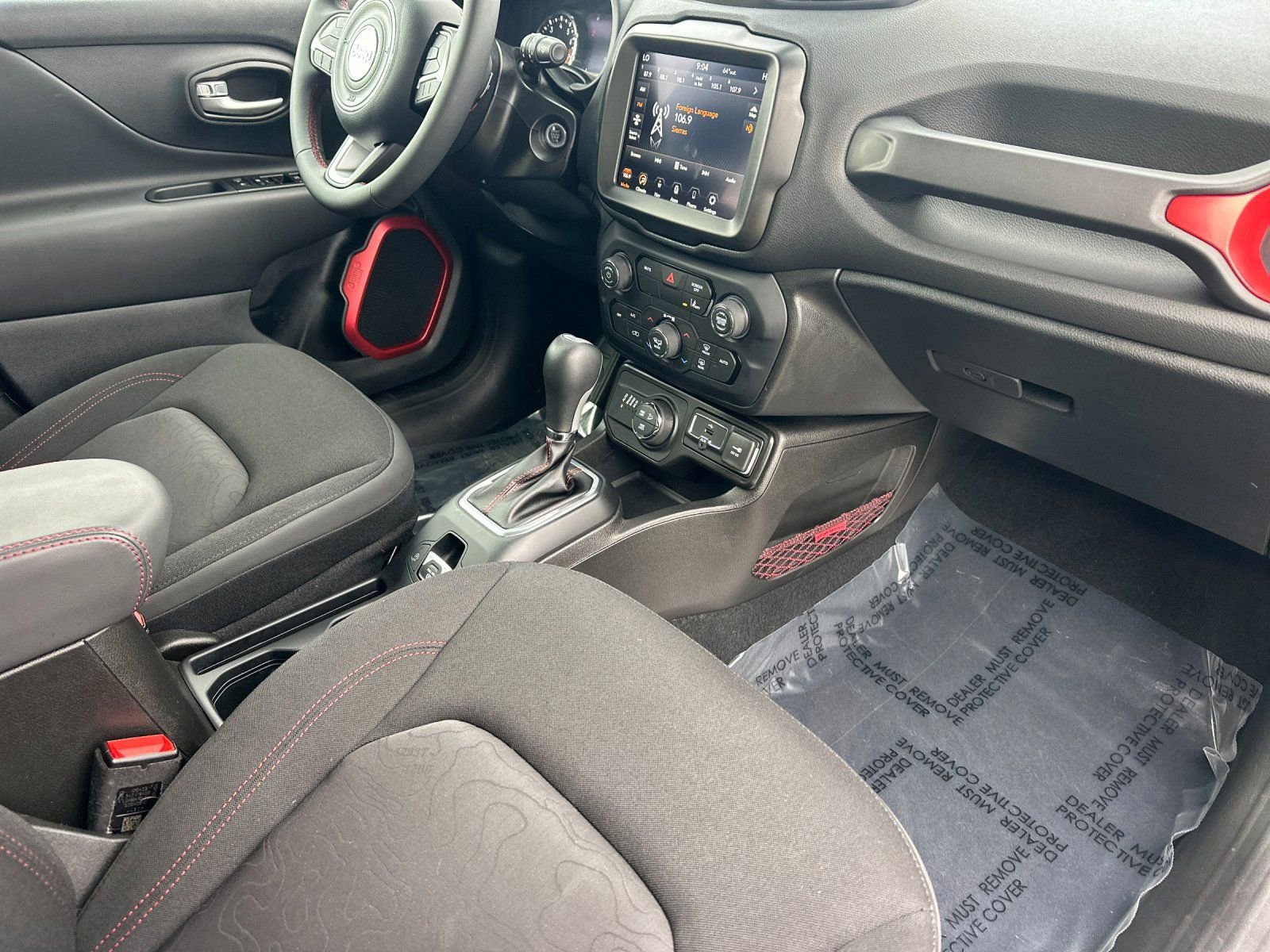 Used 2023 Jeep Renegade Trailhawk w/ Trailer Tow Group image 15